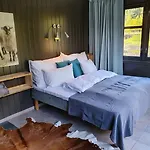 Hotel Yggdrasil Farmhotel Retreat, & Yoga Straumsbukta