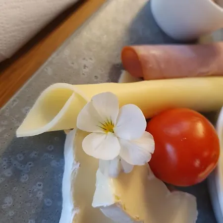 Yggdrasil Farmhotel Retreat, & Yoga Straumsbukta
