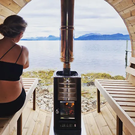 Отель Yggdrasil Farmhotel Retreat, & Yoga