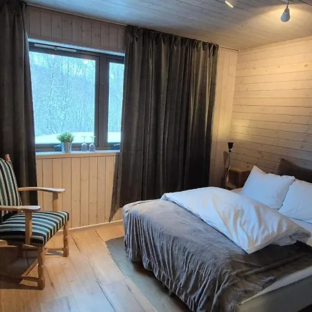 Yggdrasil Farmhotel Retreat, & Yoga Отель 3*