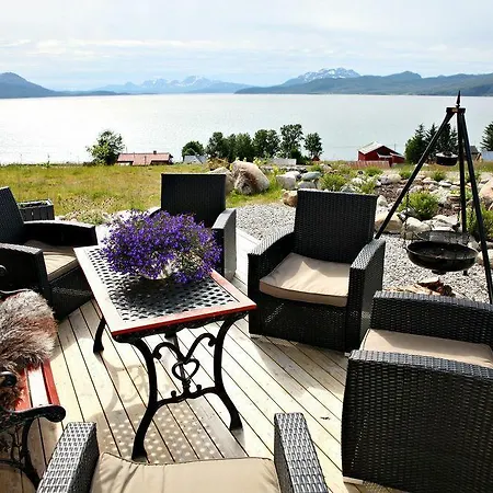 Ξενοδοχείο Yggdrasil Farmhotel Retreat, & Yoga Straumsbukta