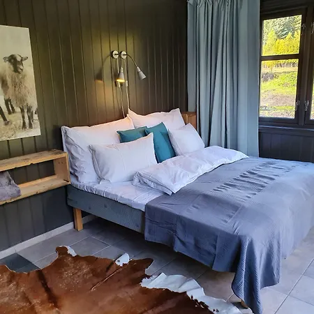 فندق Yggdrasil Farmhotel Retreat, & Yoga Straumsbukta
