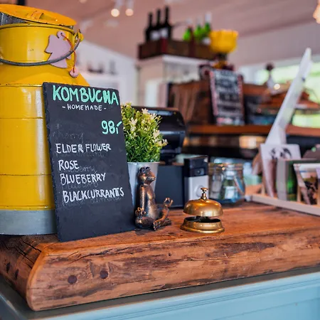 Yggdrasil Farmhotel Retreat, & Yoga Straumsbukta