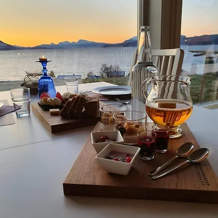Yggdrasil Farmhotel Retreat, & Yoga 3* Straumsbukta