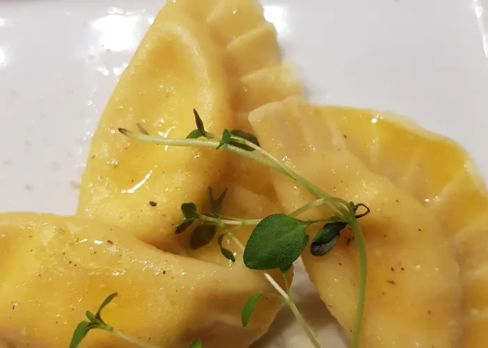 Yggdrasil Farmhotel Retreat, & Yoga Straumsbukta