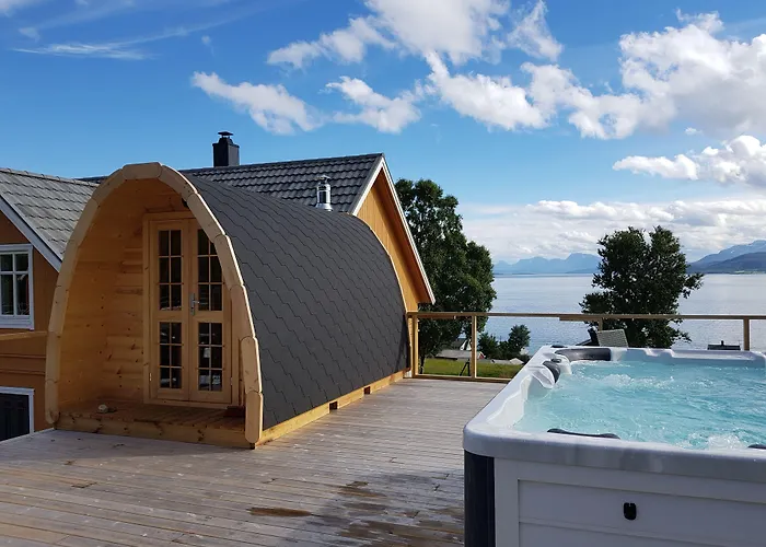 Yggdrasil Farmhotel Retreat, & Yoga 3* Straumsbukta