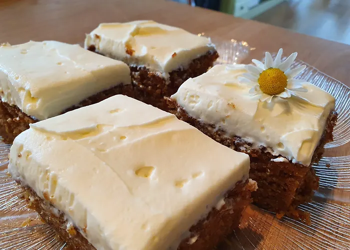 Hotel Yggdrasil Farmhotel Retreat, & Yoga