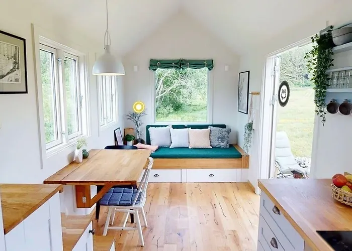 酒店 Yggdrasil Farmhotel Retreat, & Yoga Straumsbukta