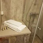 Yggdrasil Farmhotel Retreat, & Yoga Отель 3*