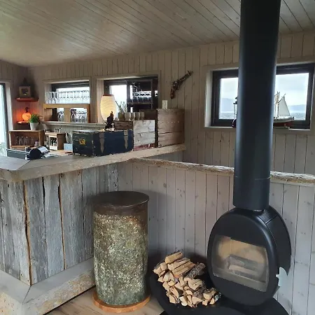 Yggdrasil Farmhotel Retreat, & Yoga 호텔 Straumsbukta